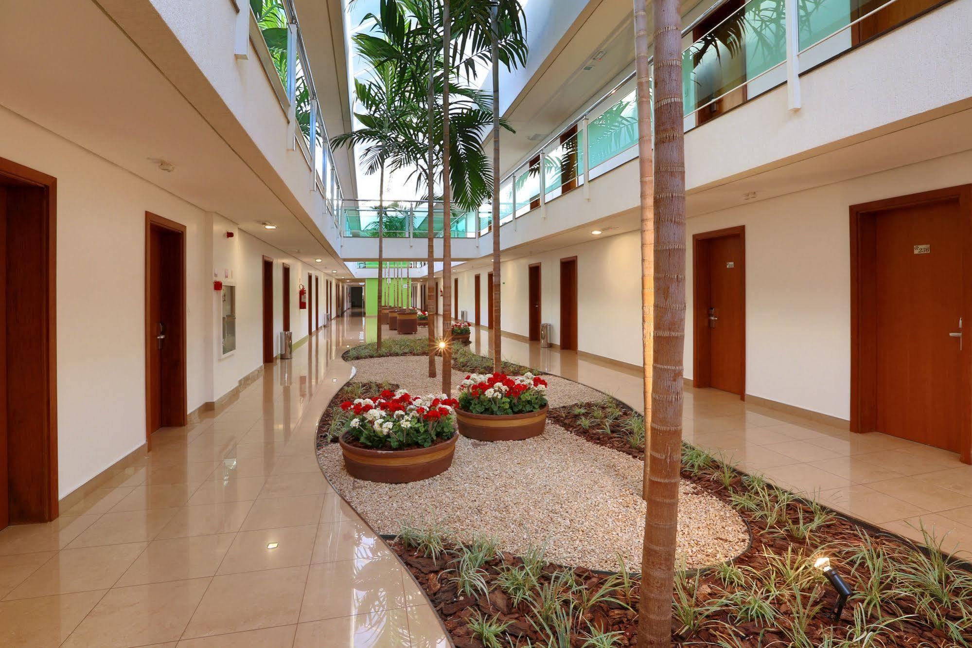 Garden Hotel Ribeirão Preto Buitenkant foto